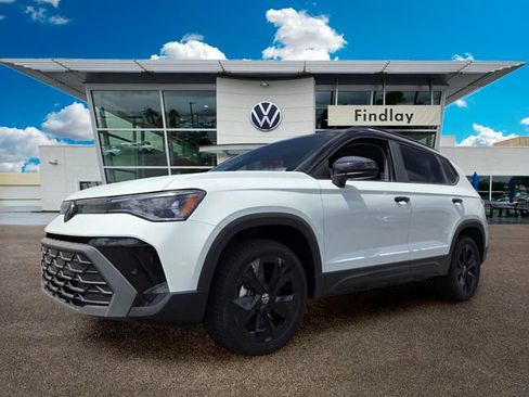 New 2026 Volkswagen Taos SE FWD image 2