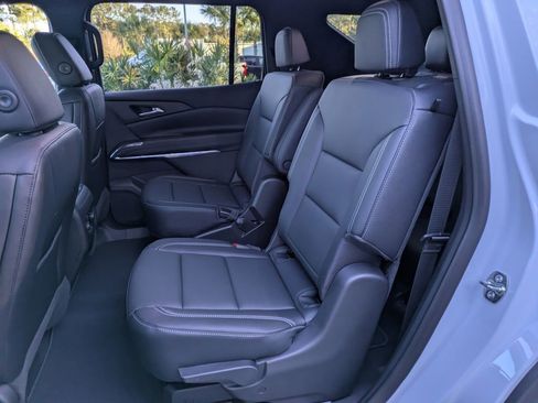 New 2026 Chevrolet Traverse LT w/ Midnight/Sport Edition image 15