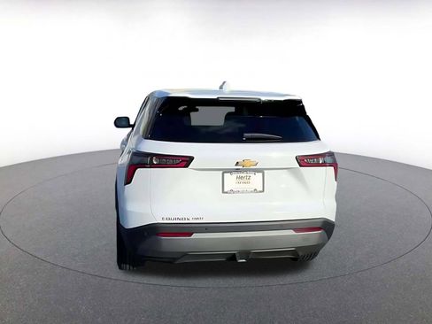 Used 2025 Chevrolet Equinox LT image 10