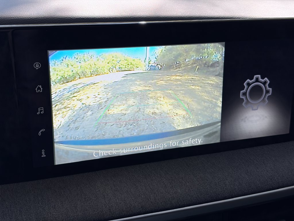 Used 2025 Nissan Kicks SV FWD image 20