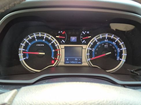 Used 2014 Toyota 4Runner Limited AWD/4WD image 11