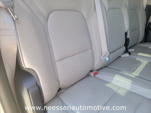 Used 2022 RAM 1500 Limited image 12