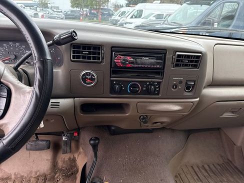 Used 2001 Ford F350 XL image 21
