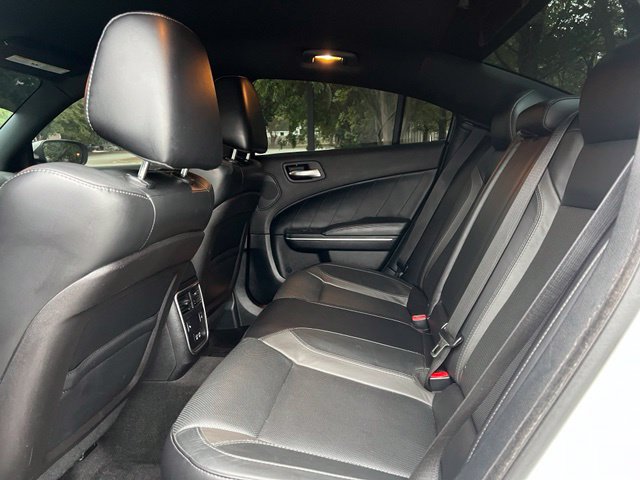 Used 2015 Dodge Charger R/T w/ Plus Group RWD image 13