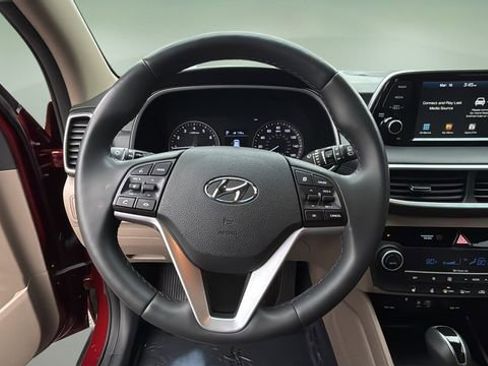 Used 2020 Hyundai Tucson Limited FWD image 11