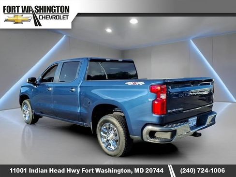 Used 2022 Chevrolet Silverado 1500 LT AWD/4WD image 5