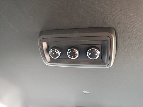 Used 2018 Dodge Grand Caravan SXT FWD image 29