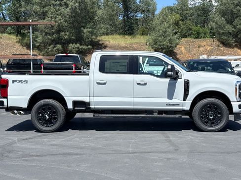 New 2026 Ford F250 4x4 Crew Cab Super Duty image 4