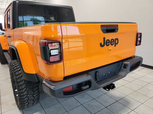New 2025 Jeep Gladiator Sport AWD/4WD image 30
