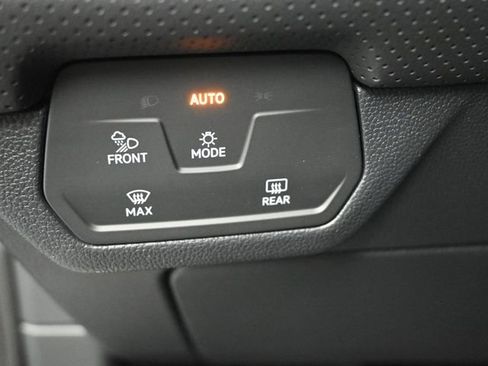 New 2026 Volkswagen Atlas SEL image 21