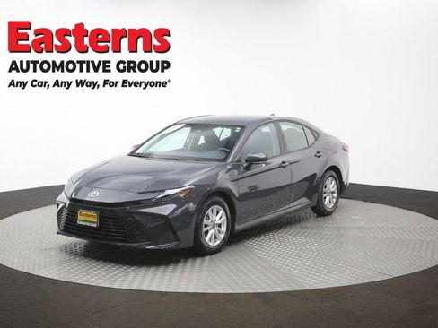 Used 2025 Toyota Camry LE FWD image 55