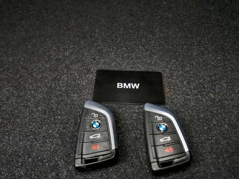 Used 2026 BMW 330i Sedan RWD image 82