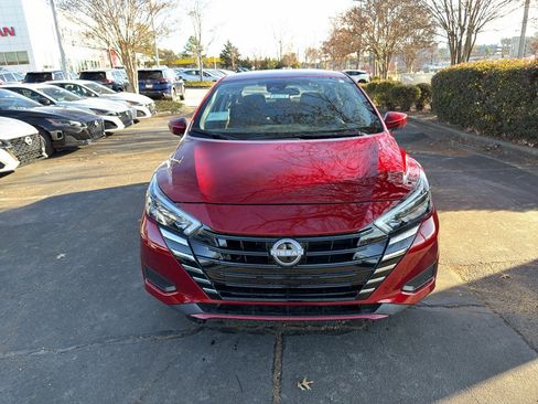 New 2025 Nissan Versa SV w/ Trunk Package image 2