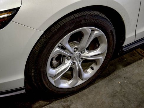 Used 2023 Honda Accord LX image 19