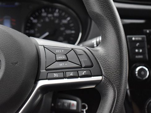 Used 2022 Nissan Rogue Sport S FWD image 16