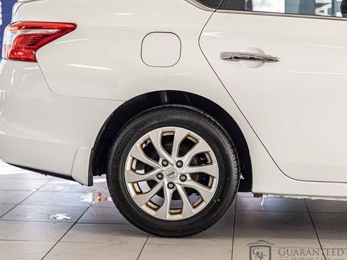 Used 2017 Nissan Sentra S w/ S Style Package image 10