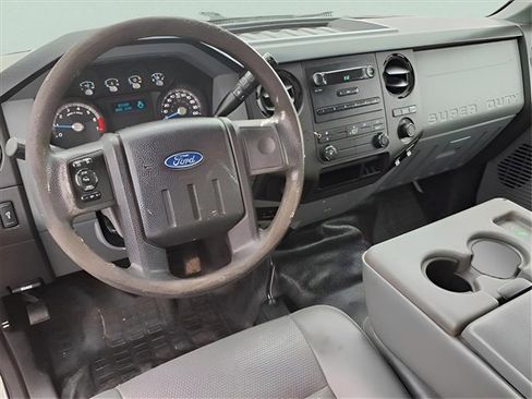 Used 2015 Ford F250 XL image 6