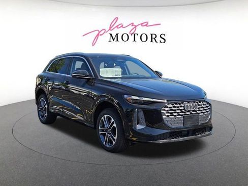 New 2026 Audi Q5 Premium AWD/4WD image 3