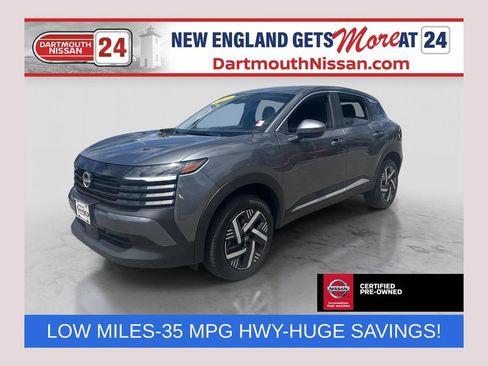 Certified 2025 Nissan Kicks SV FWD image 1