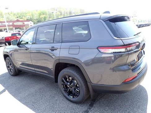 New 2026 Jeep Grand Cherokee L 4WD image 3