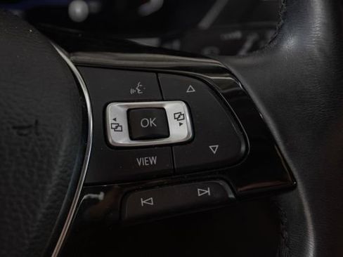 Used 2019 Volkswagen Tiguan SEL image 10