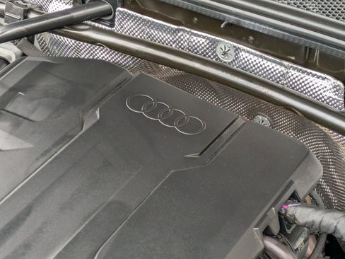 Used 2025 Audi Q5 2.0T Premium w/ Convenience Package image 24