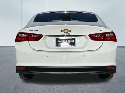 Used 2023 Chevrolet Malibu LT w/ Driver Confidence Package image 4