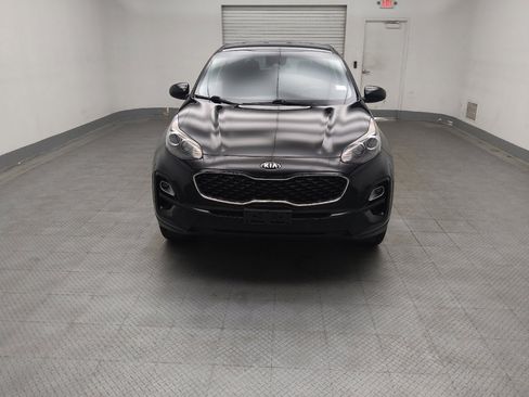 Used 2020 Kia Sportage LX AWD/4WD image 15