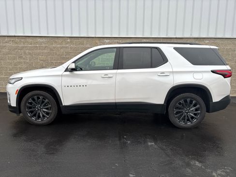 Used 2024 Chevrolet Traverse RS w/ LPO, Floor Liner Package image 4