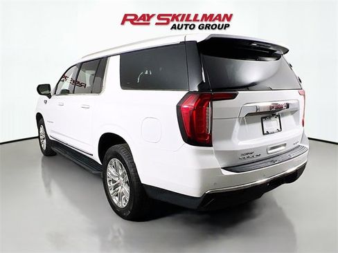 Used 2024 GMC Yukon XL SLT image 5