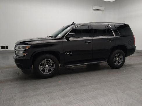 Used 2018 Chevrolet Tahoe LS RWD image 2