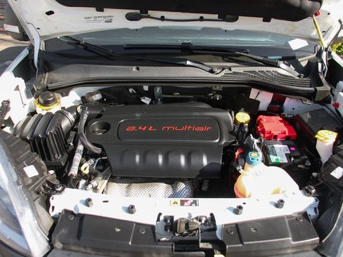 Used 2021 RAM ProMaster City Tradesman image 15