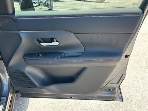 New 2026 Nissan Kicks SR FWD image 41