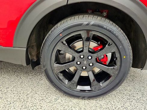 Used 2020 Ford Explorer ST w/ ST Street Pack image 9