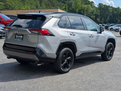 Used 2021 Toyota RAV4 XSE w/ XSE Grade Weather Package AWD/4WD image 9