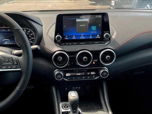 New 2025 Nissan Sentra SR image 6