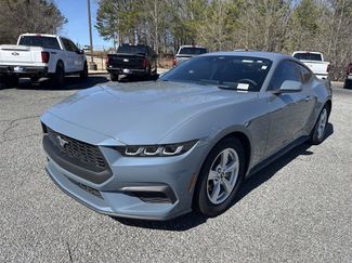 Used 2024 Ford Mustang Coupe video 3
