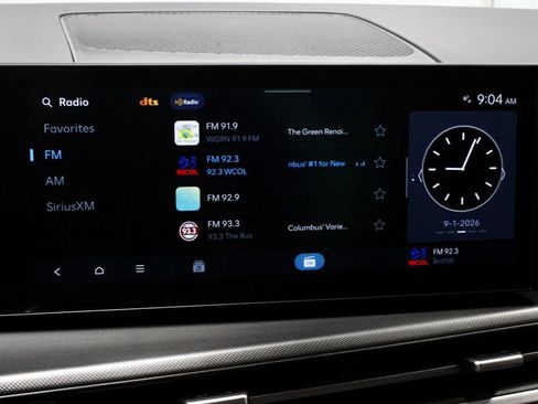 Used 2025 Hyundai Santa Fe SEL FWD image 3