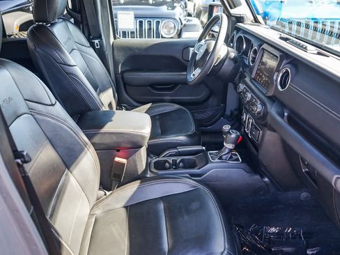 Used 2023 Jeep Wrangler Sahara w/ Safety Group image 14