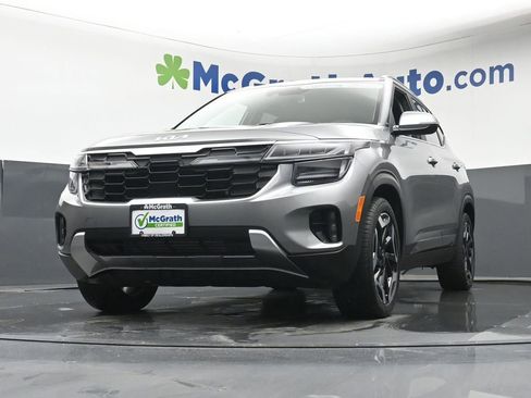 Used 2024 Kia Seltos SX w/ SX Sunroof Package AWD/4WD image 6