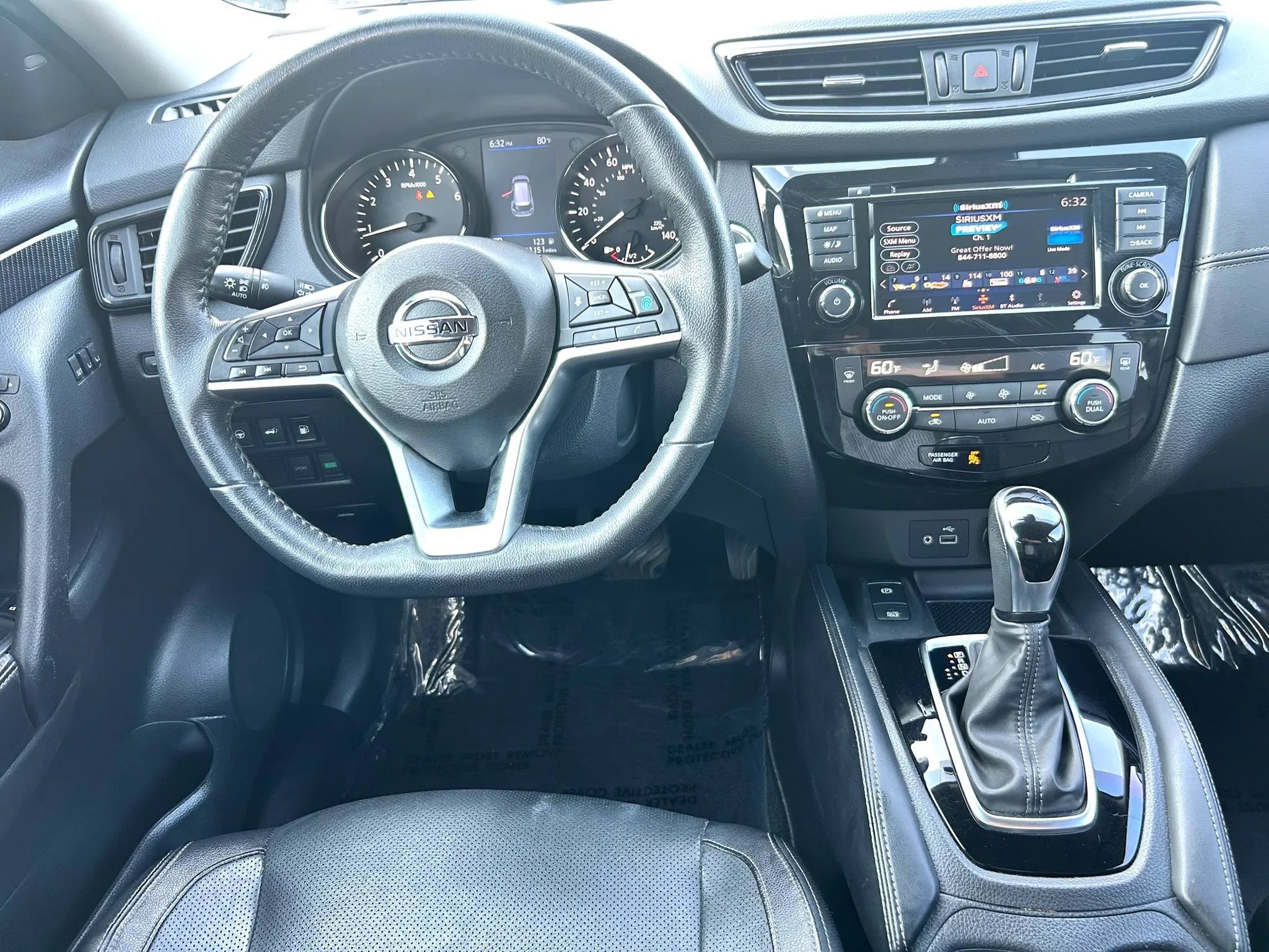 Used 2020 Nissan Rogue SL w/ Premium Package FWD image 16