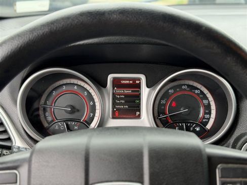 Used 2015 Dodge Journey SXT w/ Flexible Seating Group FWD image 13