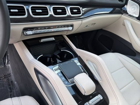 Used 2020 Mercedes-Benz GLS 450 4MATIC w/ Convenience Package image 30
