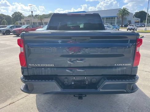 Used 2019 Chevrolet Silverado 1500 Custom w/ Infotainment Package RWD image 5