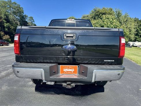 Used 2016 Ford F250 Lariat w/ Lariat Ultimate Package AWD/4WD image 6