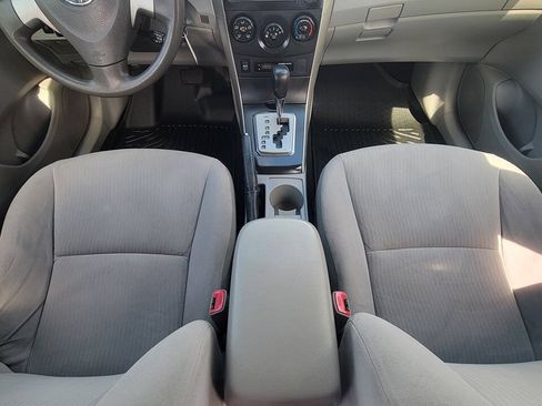 Used 2010 Toyota Corolla LE w/ All Weather Guard Pkg FWD image 27