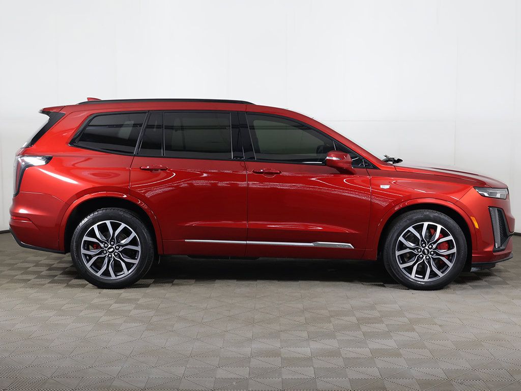 Used 2024 Cadillac XT6 Sport w/ LPO, Floor Liner Package AWD/4WD image 23