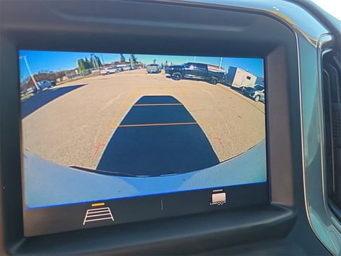 Used 2020 Chevrolet Silverado 1500 Custom w/ Custom Value Package image 25