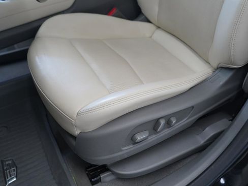 Used 2022 Cadillac XT6 Premium Luxury w/ Technology Package image 25