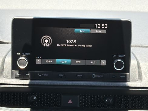 Certified 2025 Honda CR-V EX image 4